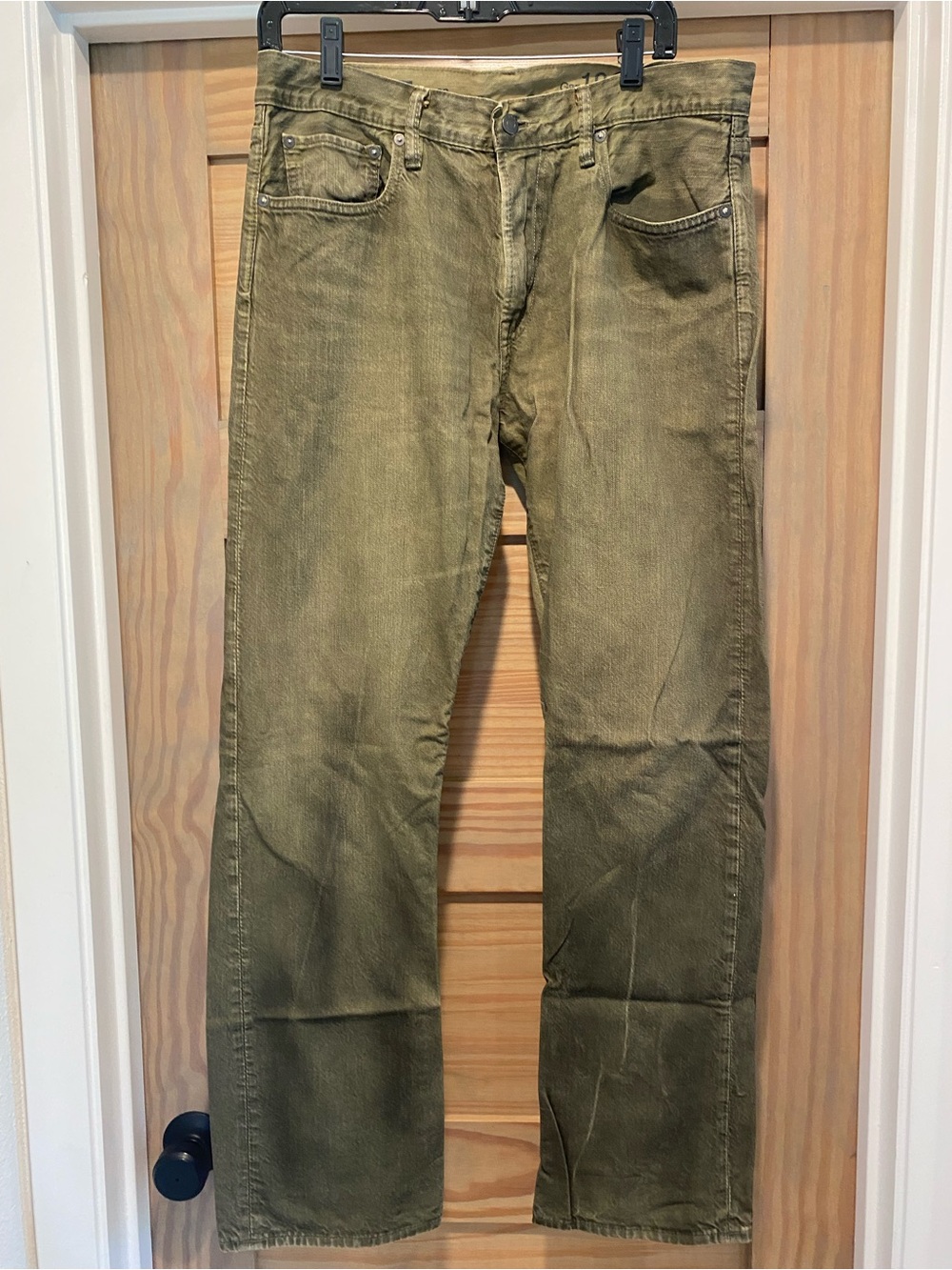 GAP Men's Olive Straight Jeans